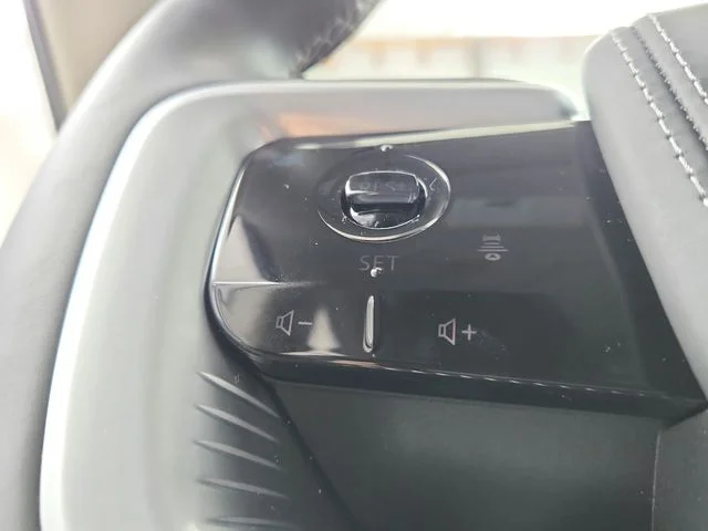 Used 2025  INFINITI SENSORY image 27