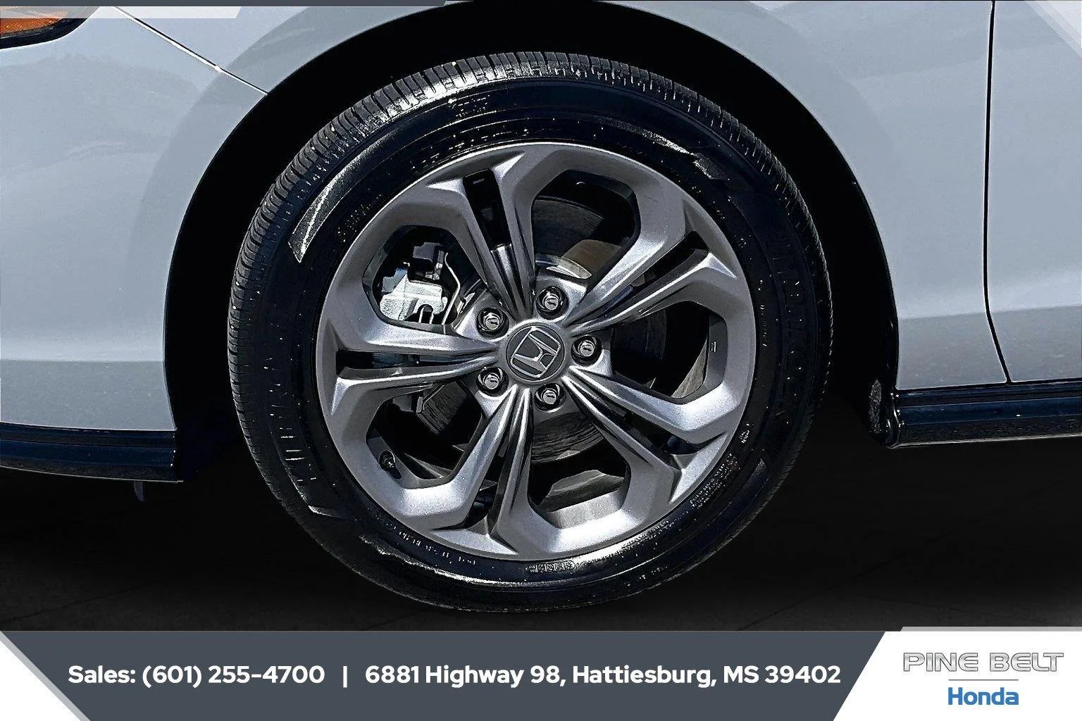 Used 2025 Urban Gray Pearl Honda EX-L image 7