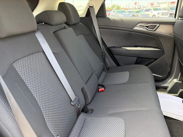 New 2027 Snow White Pearl Kia S image 23