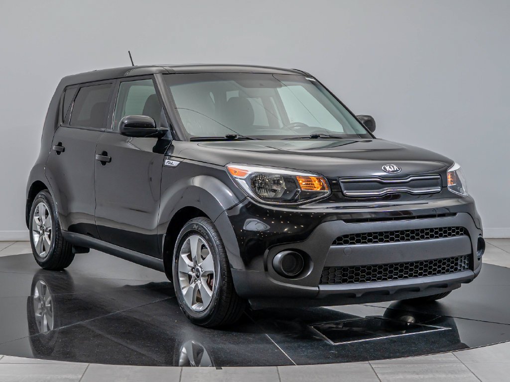 Used 2017 Shadow Black Kia  image 12