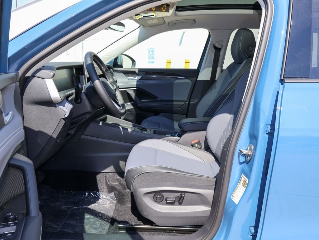 New 2026 Blue Volkswagen 2.0T SE image 12