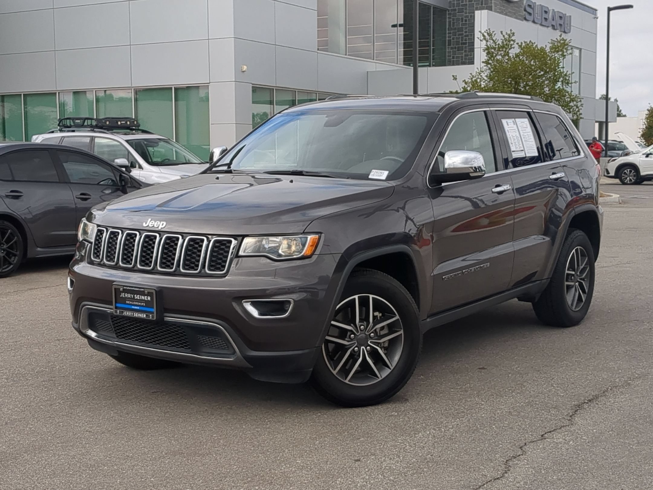 Certified Used 2021 Granite Crystal Metallic Clearcoat Jeep Limited image 1