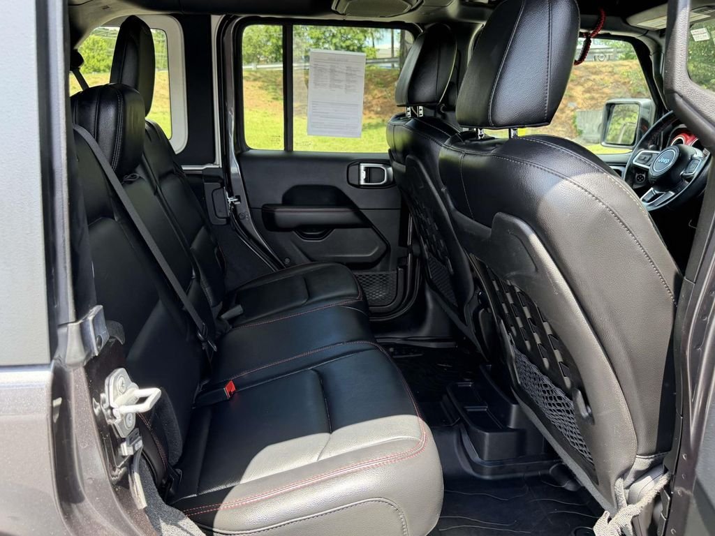 Used 2019 Gray Jeep Unlimited Rubicon image 13