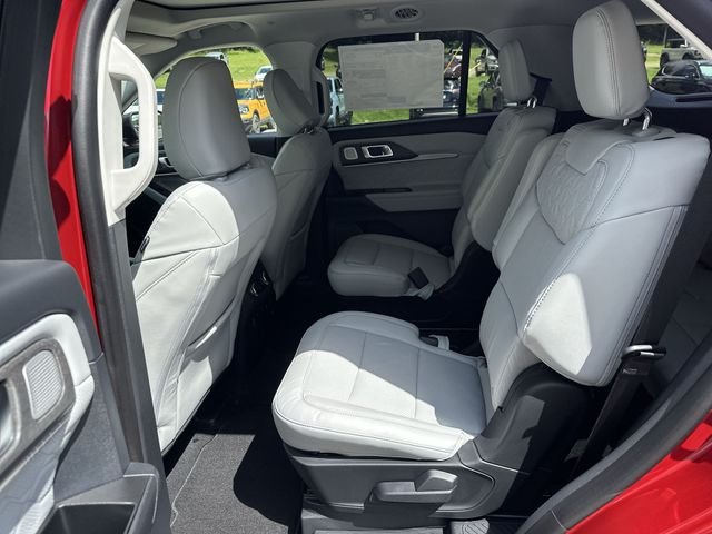 New 2026 Rapid Red Metallic Tinted Clearcoat Ford Platinum™ image 27