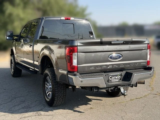 Used 2017 Magnetic Metallic Ford Lariat image 15