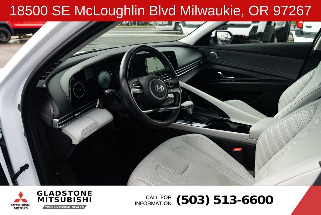 Used 2024 White Hyundai Limited image 21