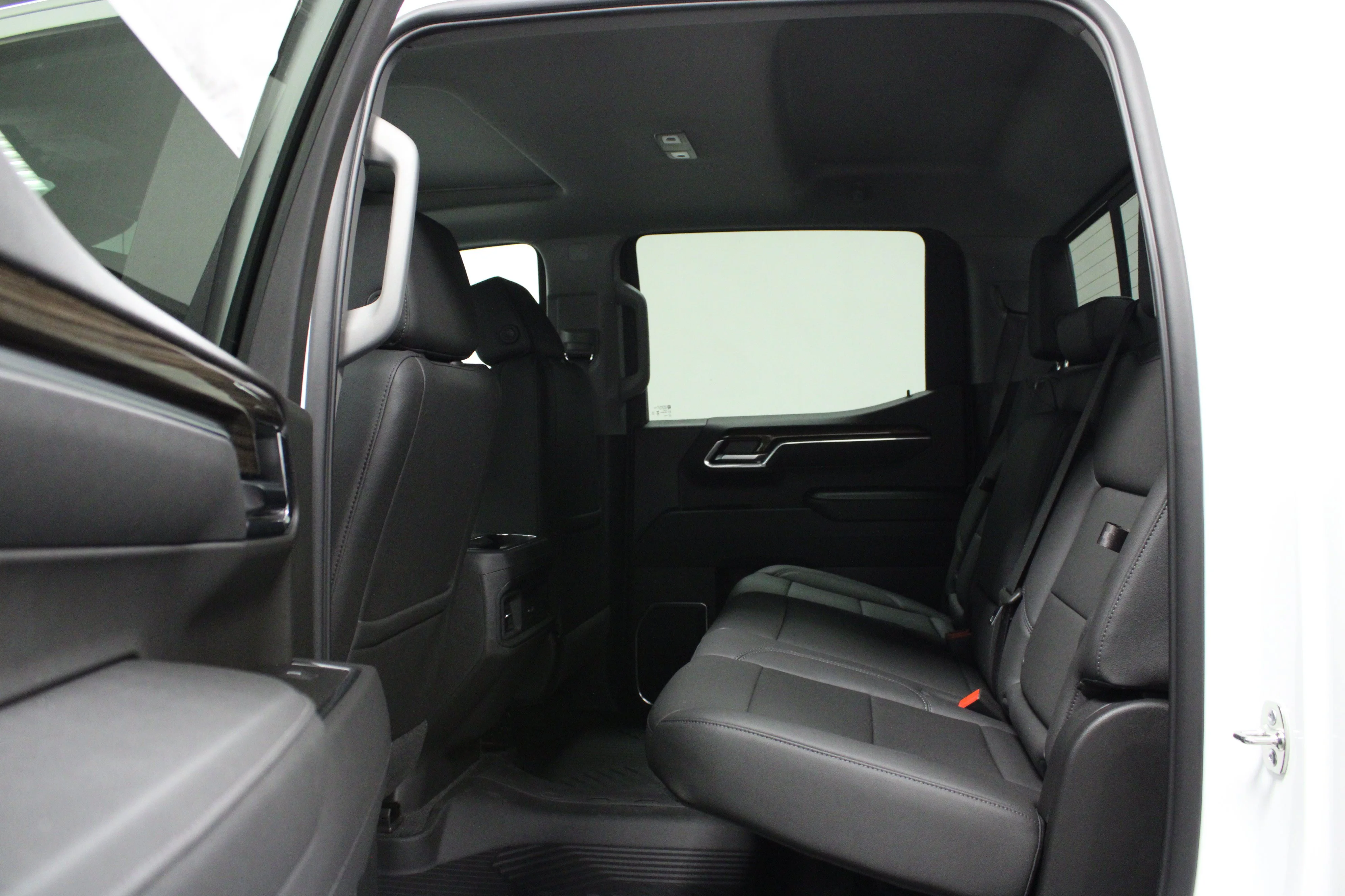 2026 Chevrolet Silverado 1500 LT Trail Boss - Photo 12