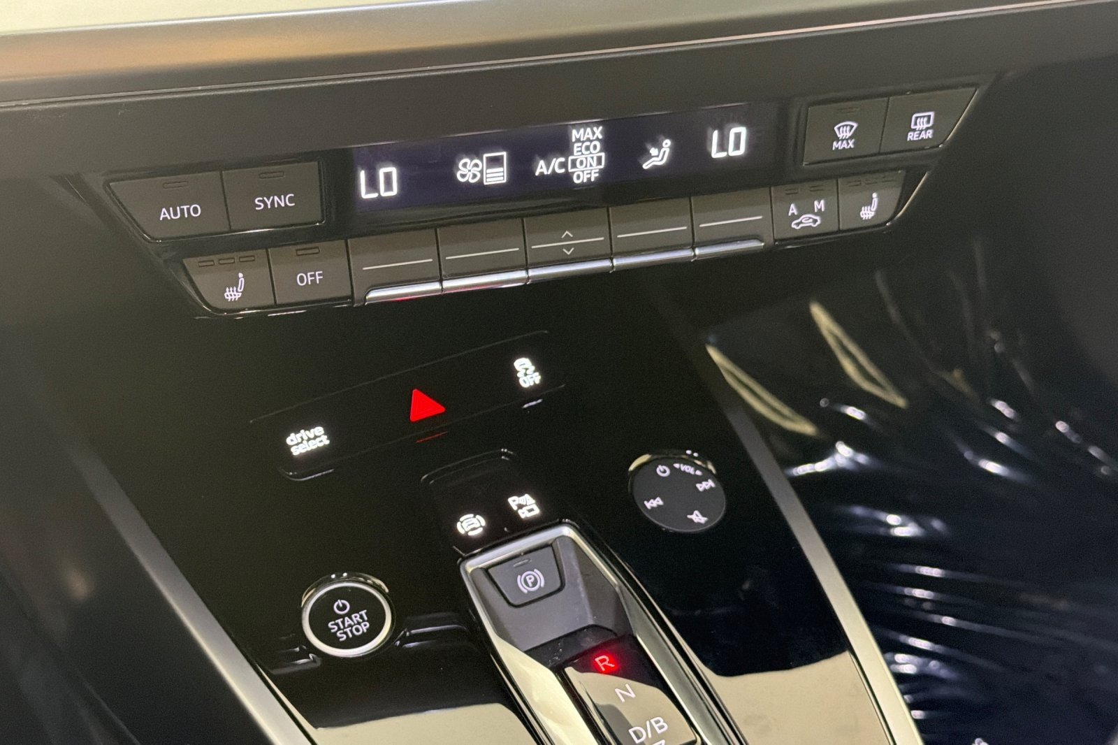 Used 2023 Mythos Black Metallic Audi Premium 50 quattro image 19