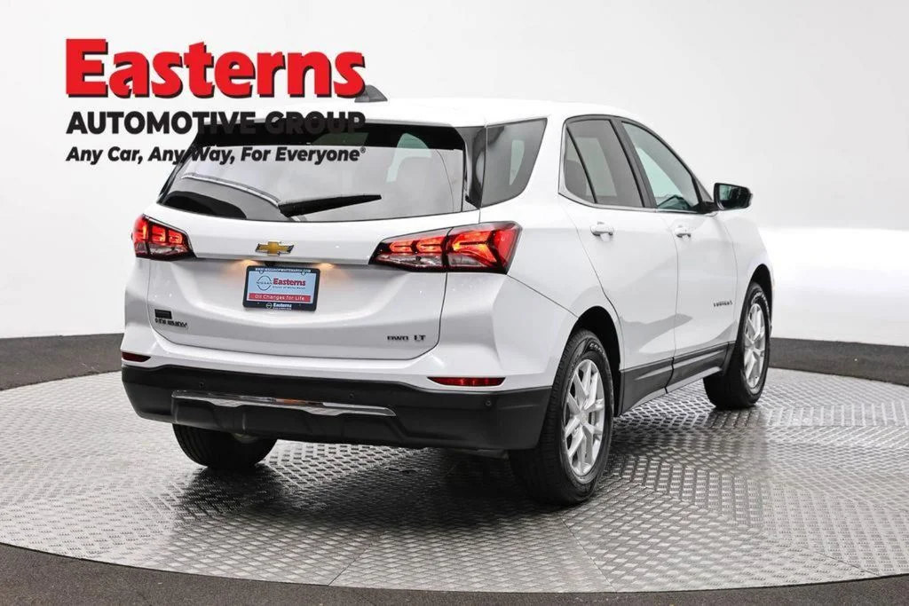 Used 2023 White Chevrolet LT image 6
