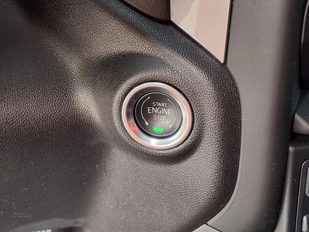 Used 2025 Summit White Chevrolet Custom image 12