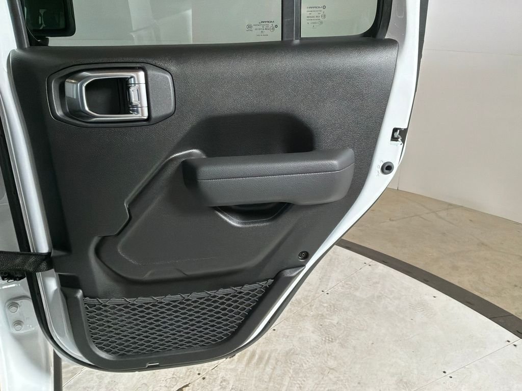 New 2026 Bright White Clearcoat Jeep Rubicon image 16