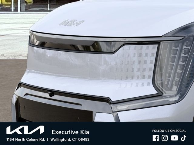 New 2026 Glacial White Pearl / Black Ro Kia GT-Line AWD image 12