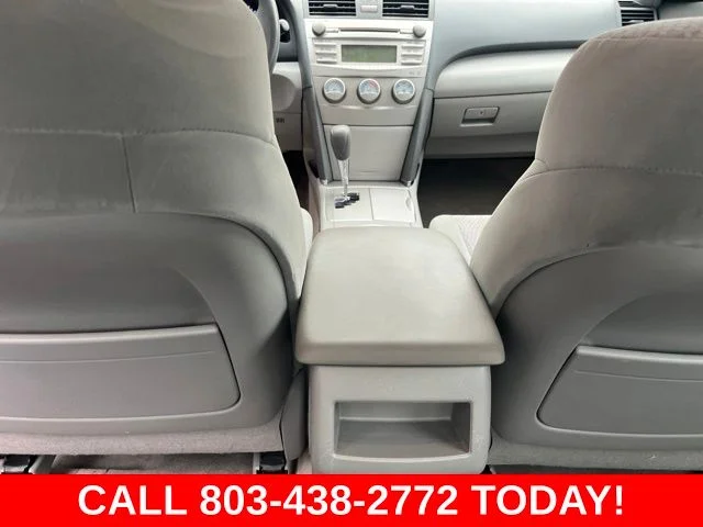 Used 2011 Red Toyota LE image 14