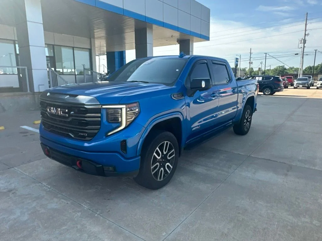 Used 2022 Blue GMC AT4 image 35