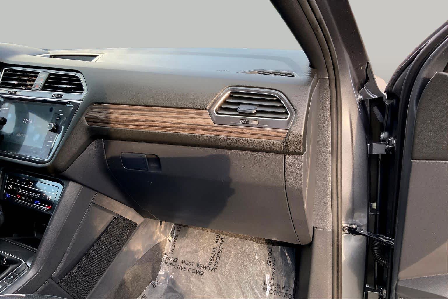 Used 2023 Platinum Gray Metallic Volkswagen SEL R-Line image 19