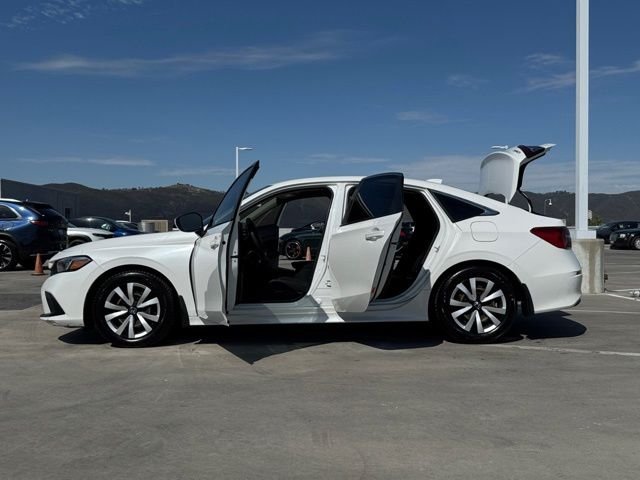 Used 2022 Platinum White Pearl Honda LX image 26