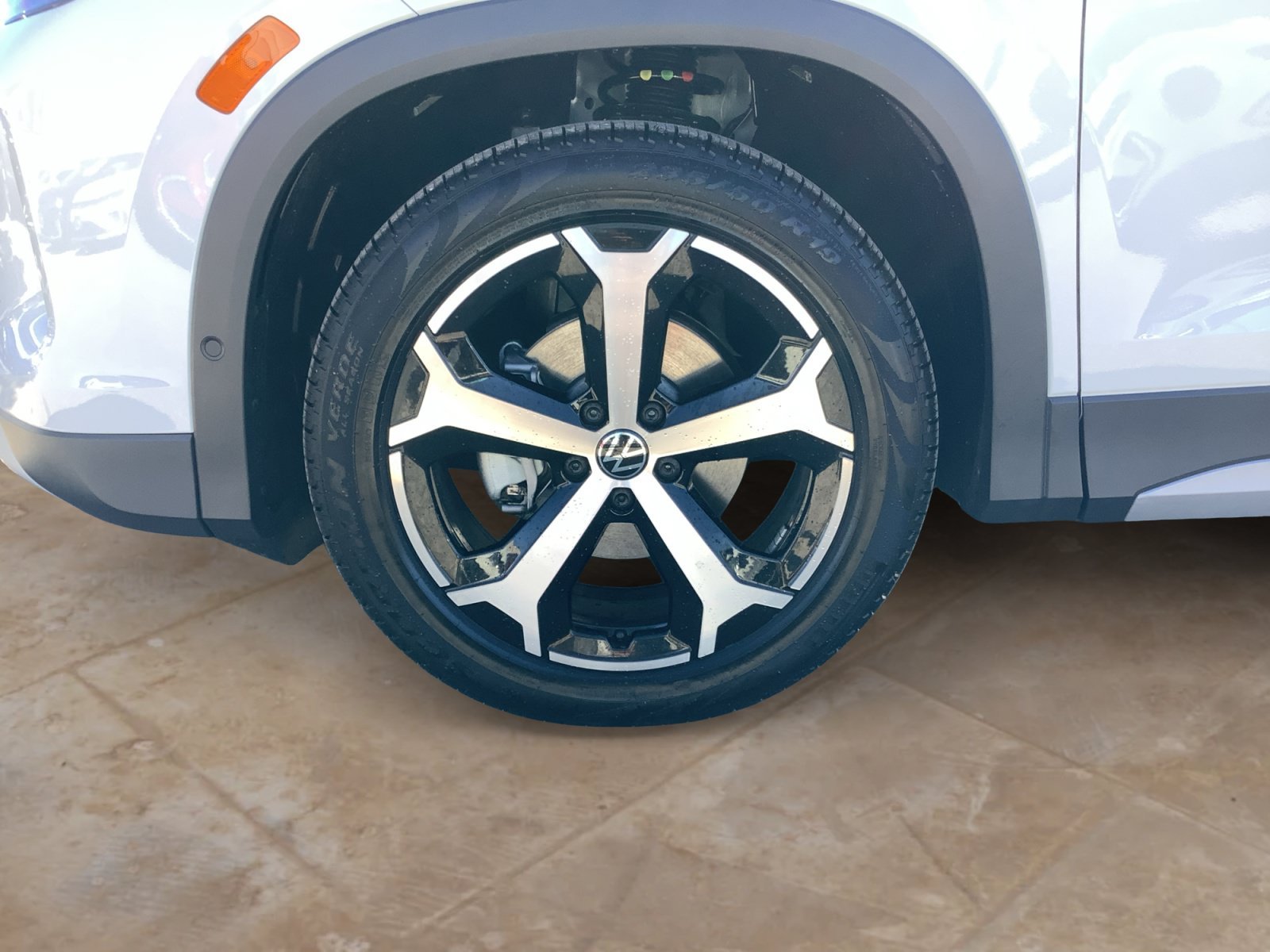 New 2026 PURE WHITE Volkswagen SE image 10