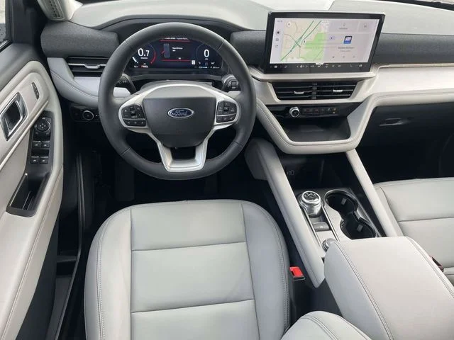 New 2026 Vapor Blue Metallic Ford Active image 6
