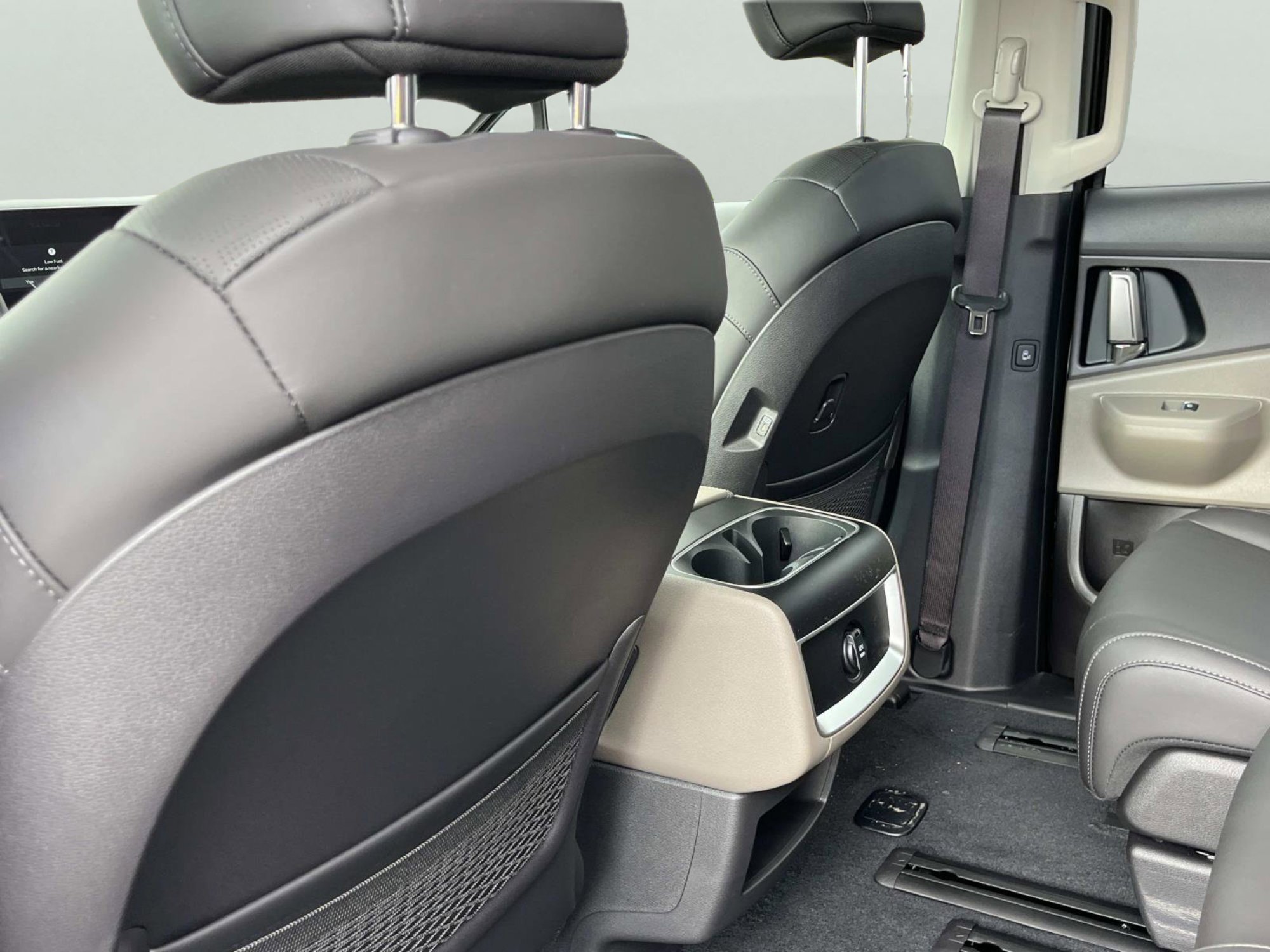 New 2026 Aurora Black Pearl Kia EX image 17
