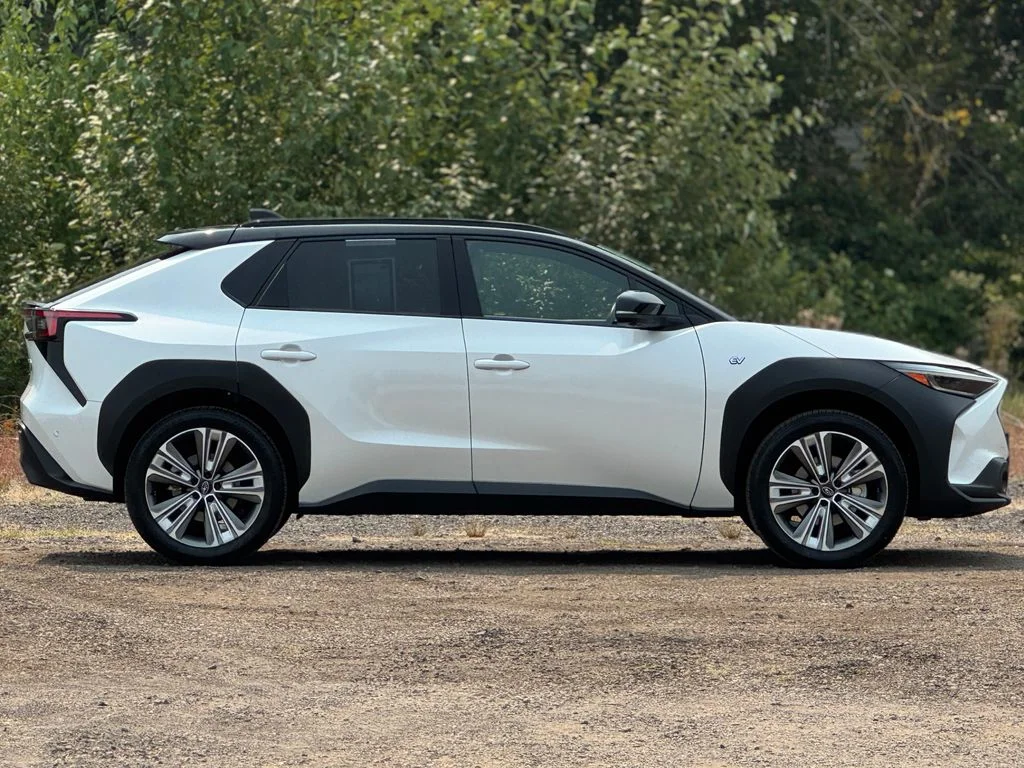Certified Used 2023 White Subaru Touring image 8