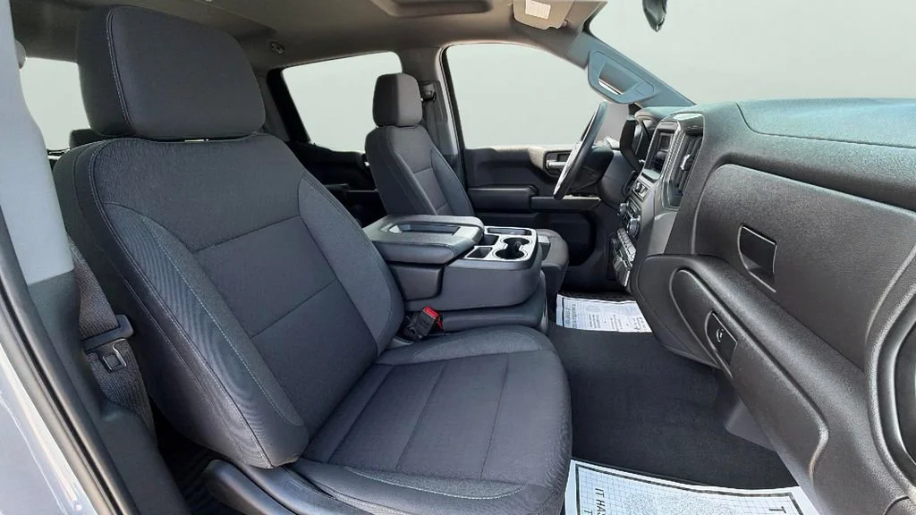 Used 2025 Slate Gray Metallic Chevrolet Custom Trail Boss image 32