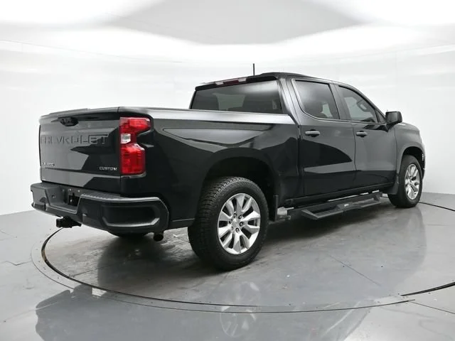 Used 2023 BLACK Chevrolet Custom image 7