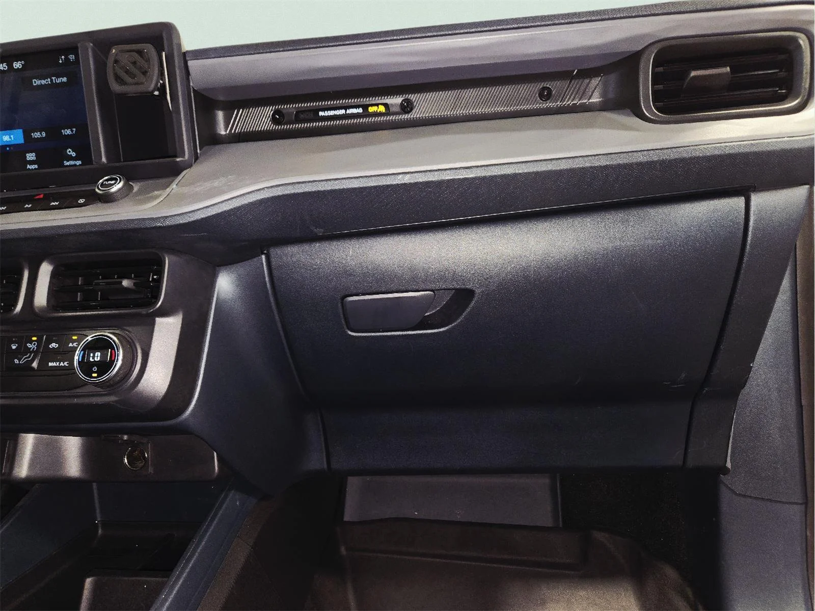 Used 2022 Oxford White Ford XL image 46