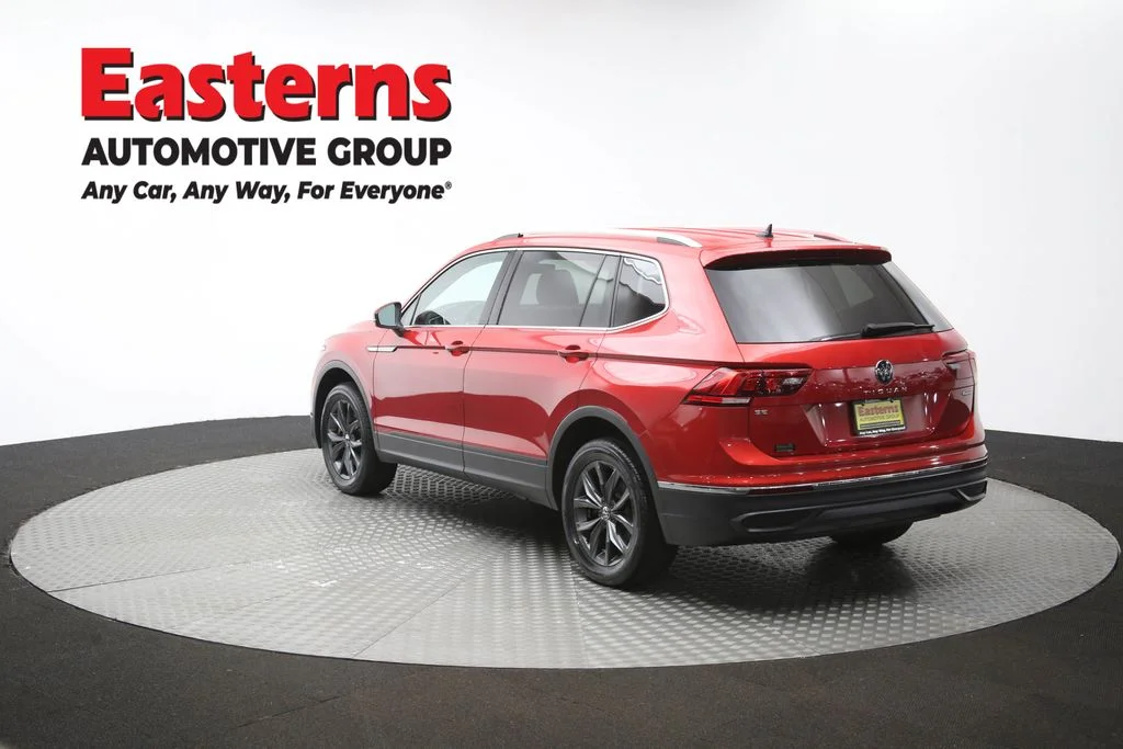 Used 2023 Red Volkswagen 2.0T SE image 62