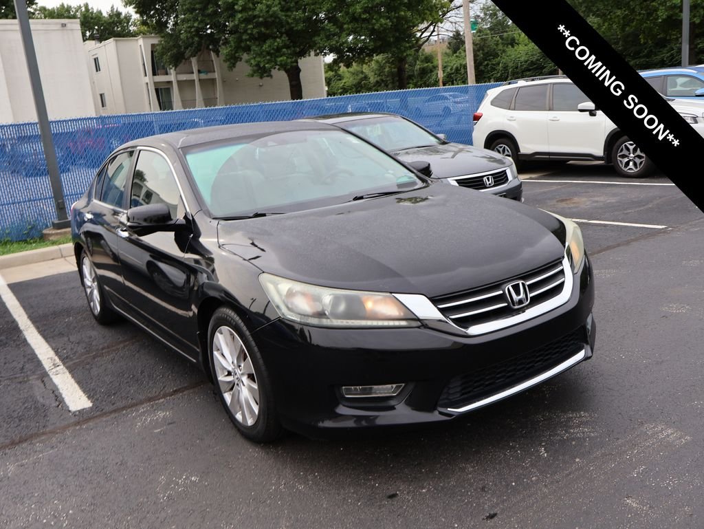 Used 2013 Black Honda EX-L image 1