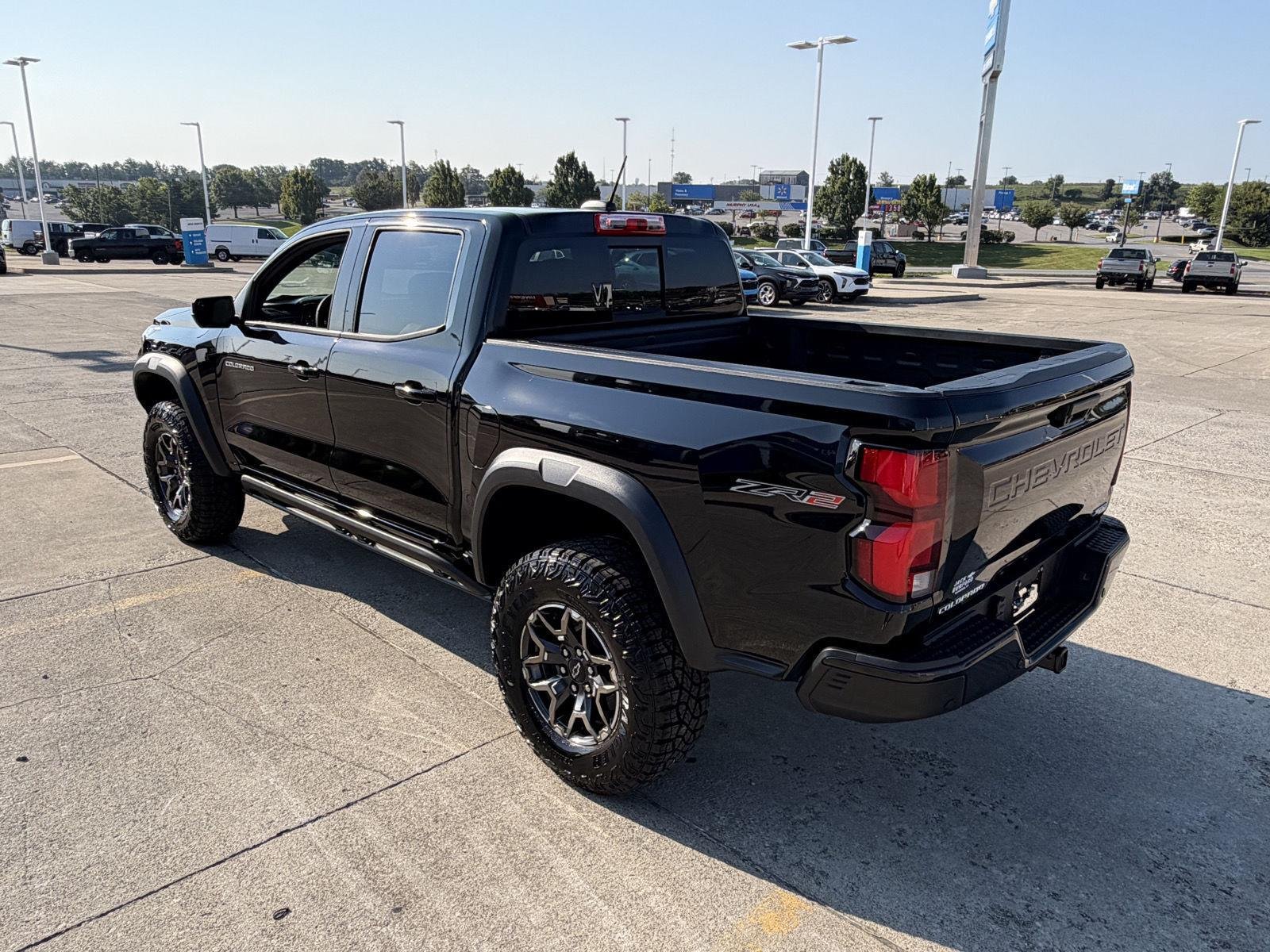 2026 Chevrolet Colorado ZR2 - Photo 36