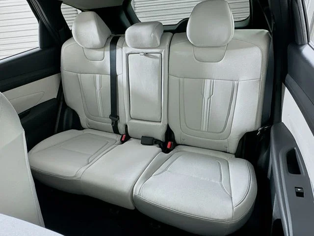 New 2026 Hyundai TUCSON SEL