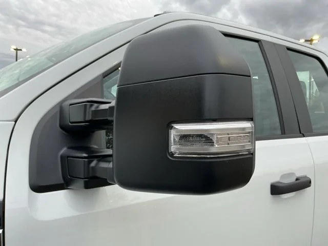 New 2026 Oxford White Ford XL image 7