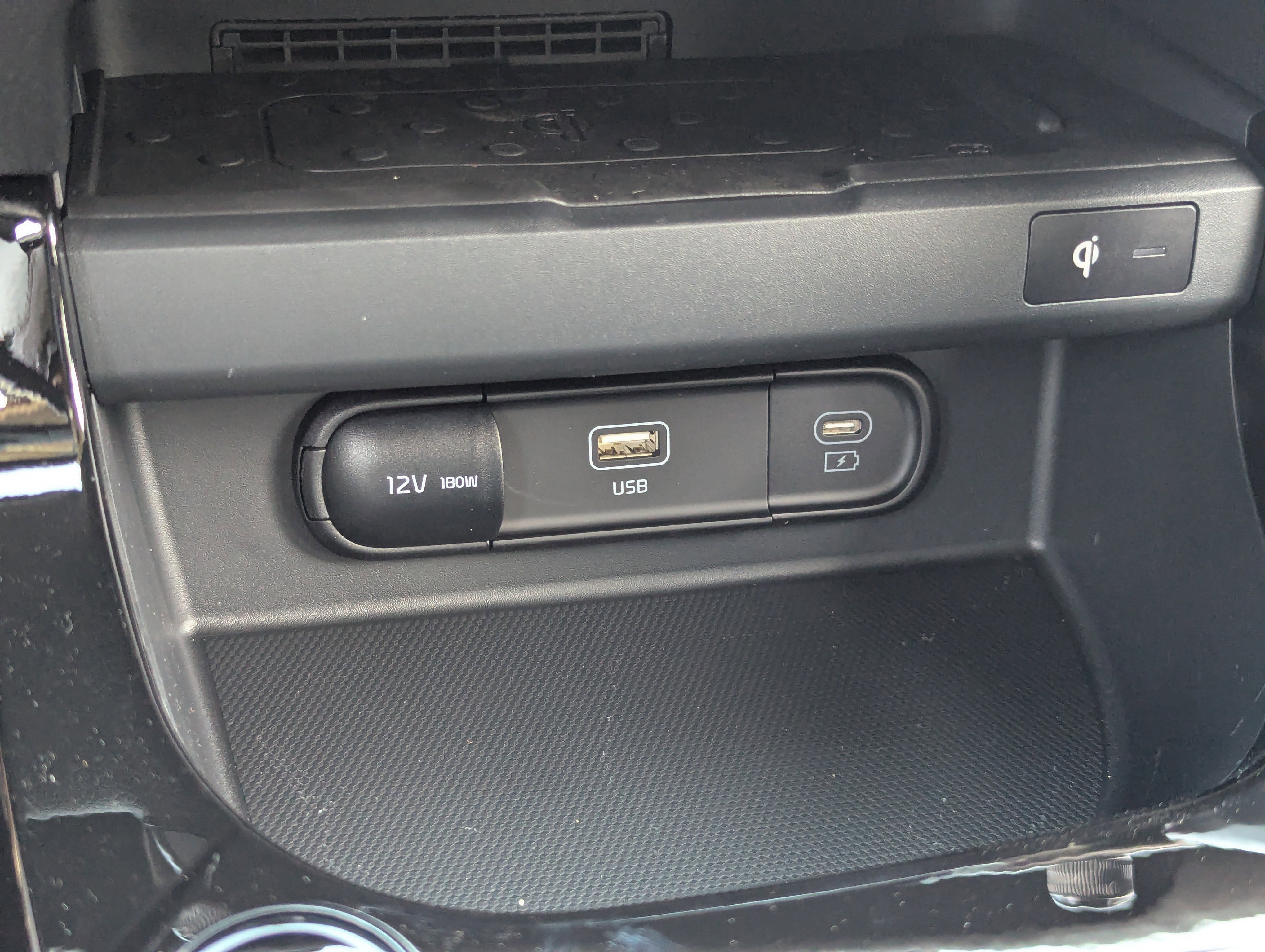 New 2026 Snow White Pearl Kia EX image 26