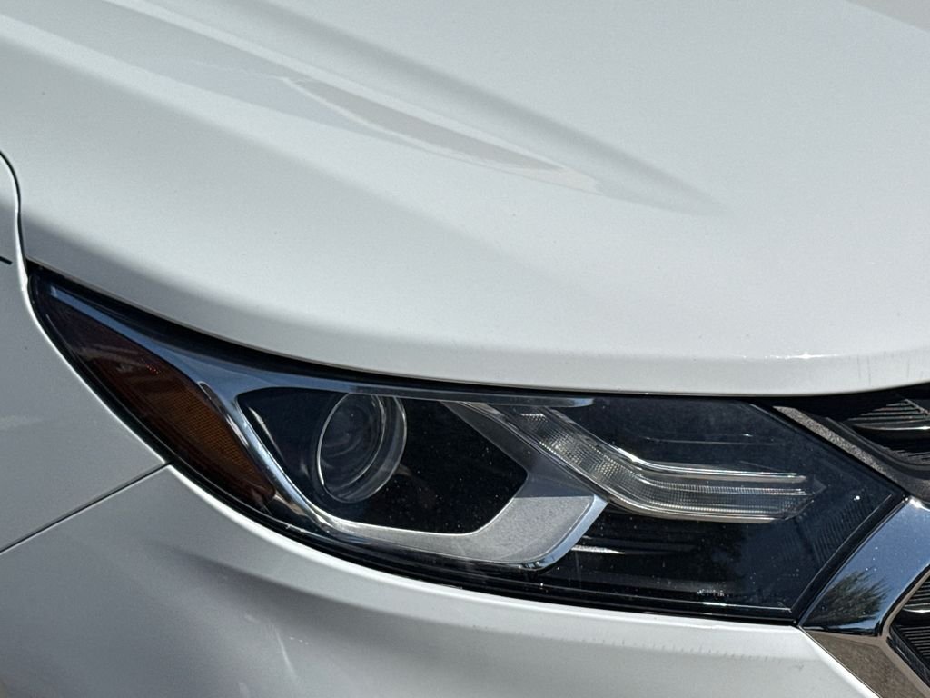 Used 2021 White Chevrolet LS image 4