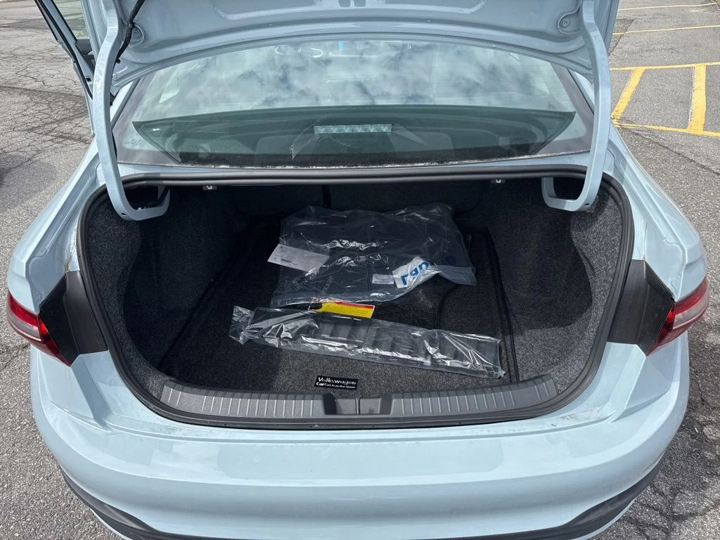 New 2026 Gray Volkswagen 1.5T SE image 16