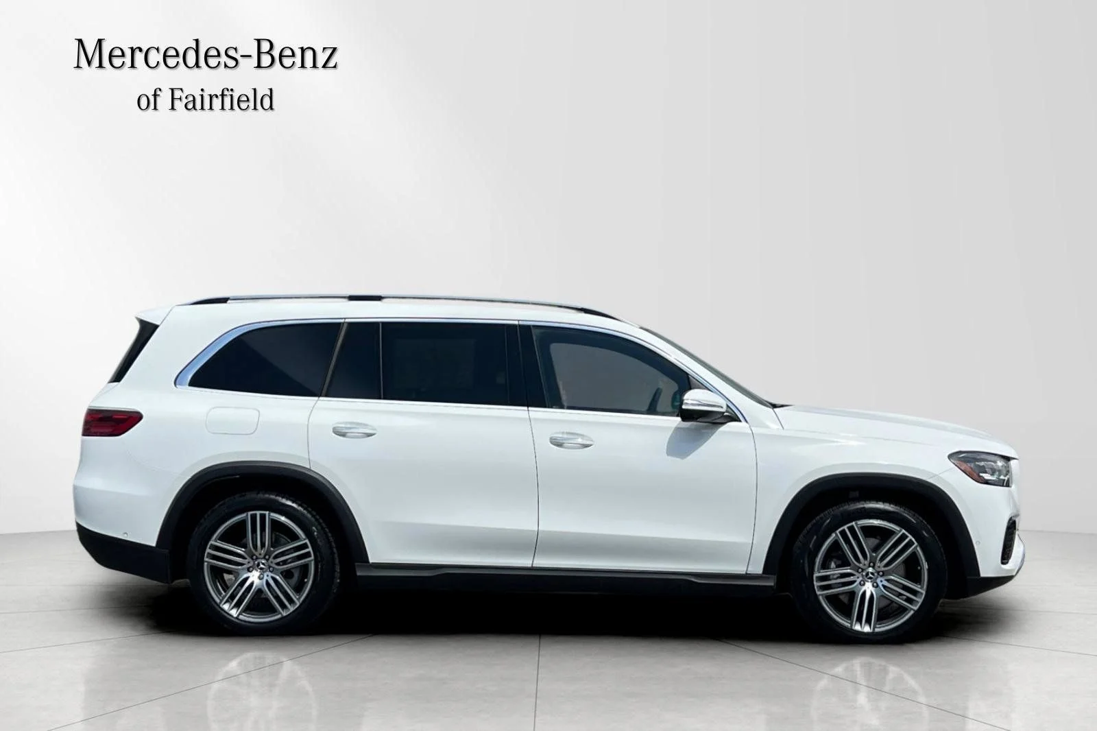 Used 2025 White Mercedes-Benz GLS 450 image 8
