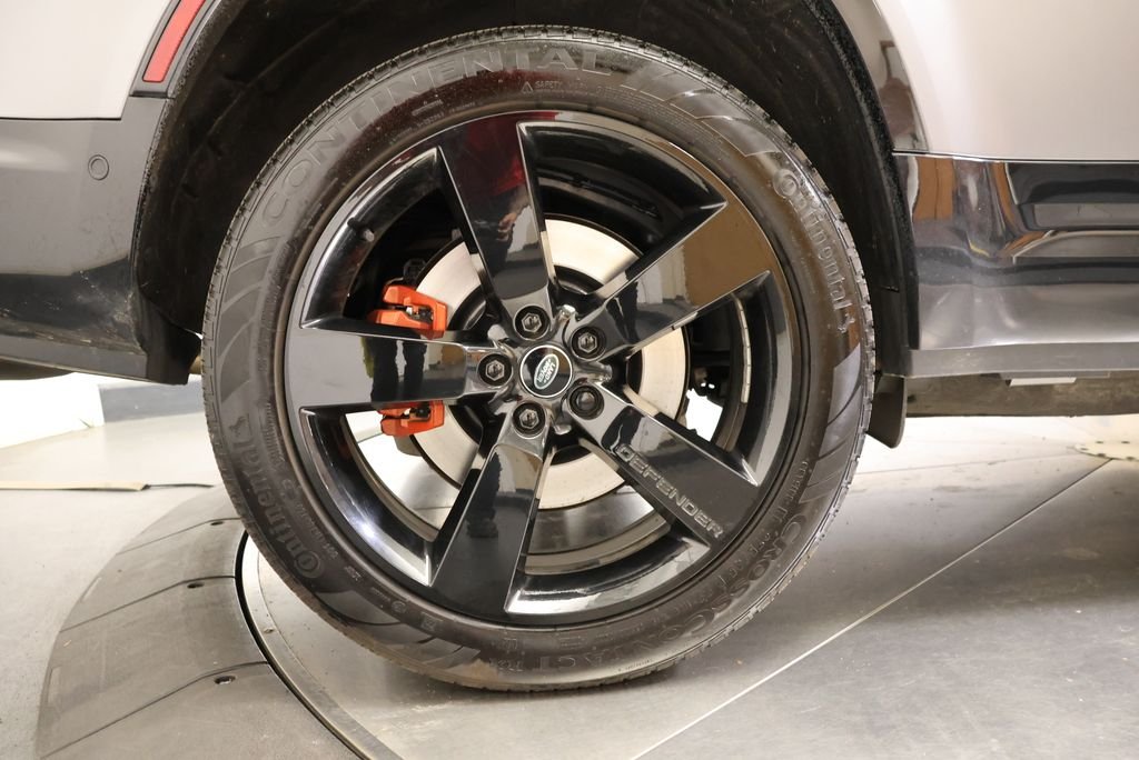Certified Used 2023 Eiger Gray Metallic Land Rover X image 12