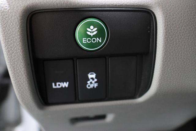 Certified Used 2013 Silver Honda EX-L image 18