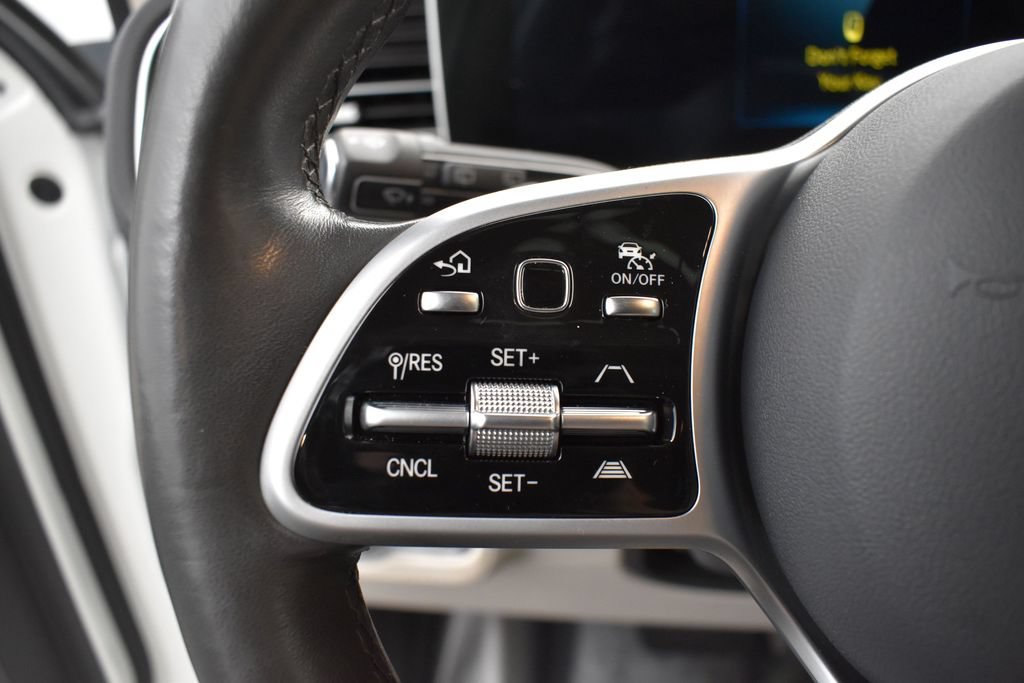Used 2020 White Mercedes-Benz GLE 450 image 6