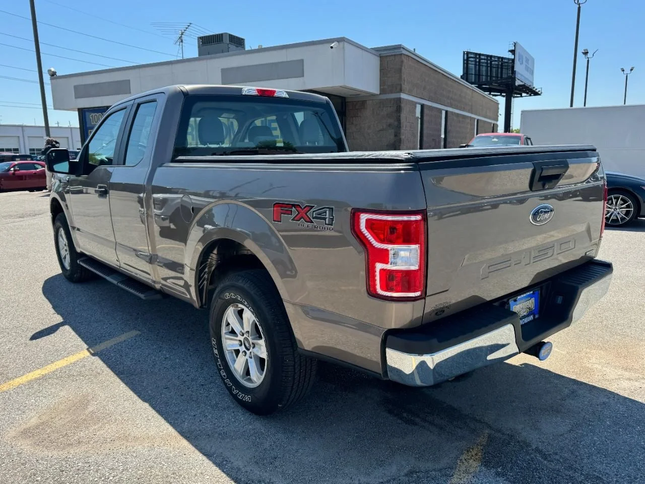 Used 2018 Stone Gray Ford 4WD SuperCab 6.5' Box image 5
