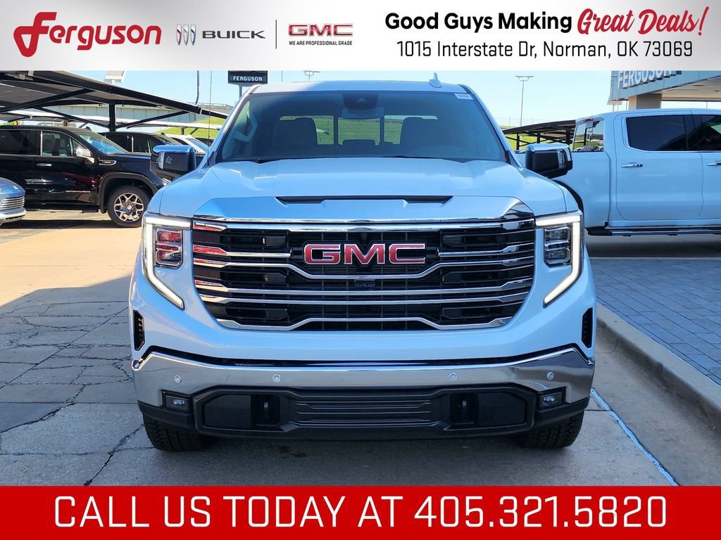 2026 GMC Sierra 1500 SLT - Photo 9