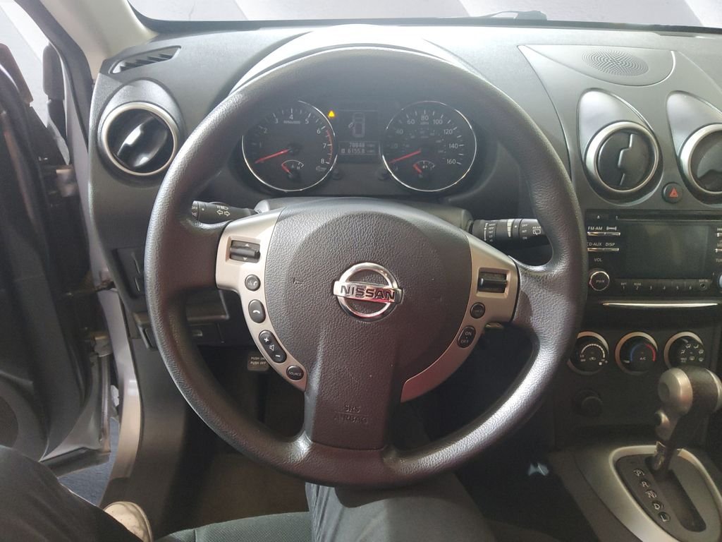 Used 2015 Gray Nissan S image 6