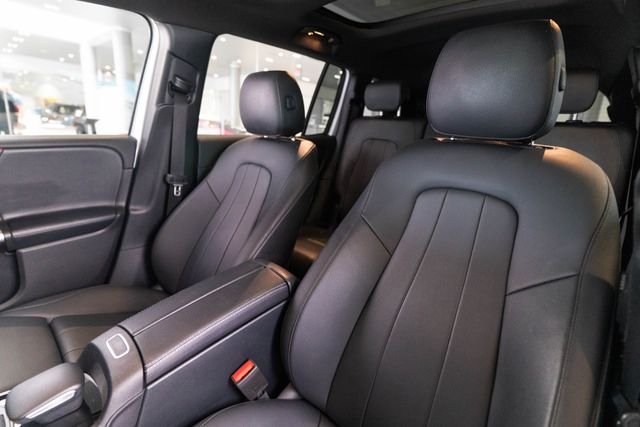 Certified Used 2021 White Mercedes-Benz GLB 250 image 5