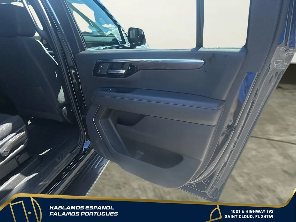 Used 2025 Black Chevrolet LS image 28