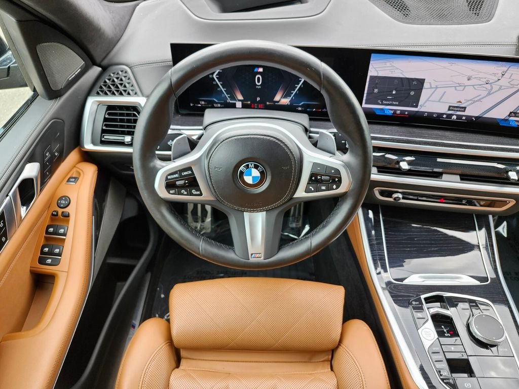 Used 2024 Black BMW xDrive40i image 14