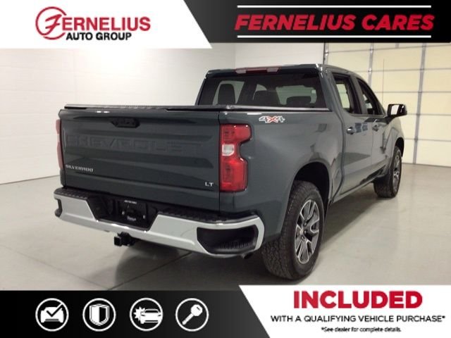 Used 2025 Gray Chevrolet LT image 5