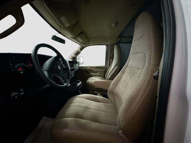 2025 Chevrolet Express Cargo Work Van - Photo 20