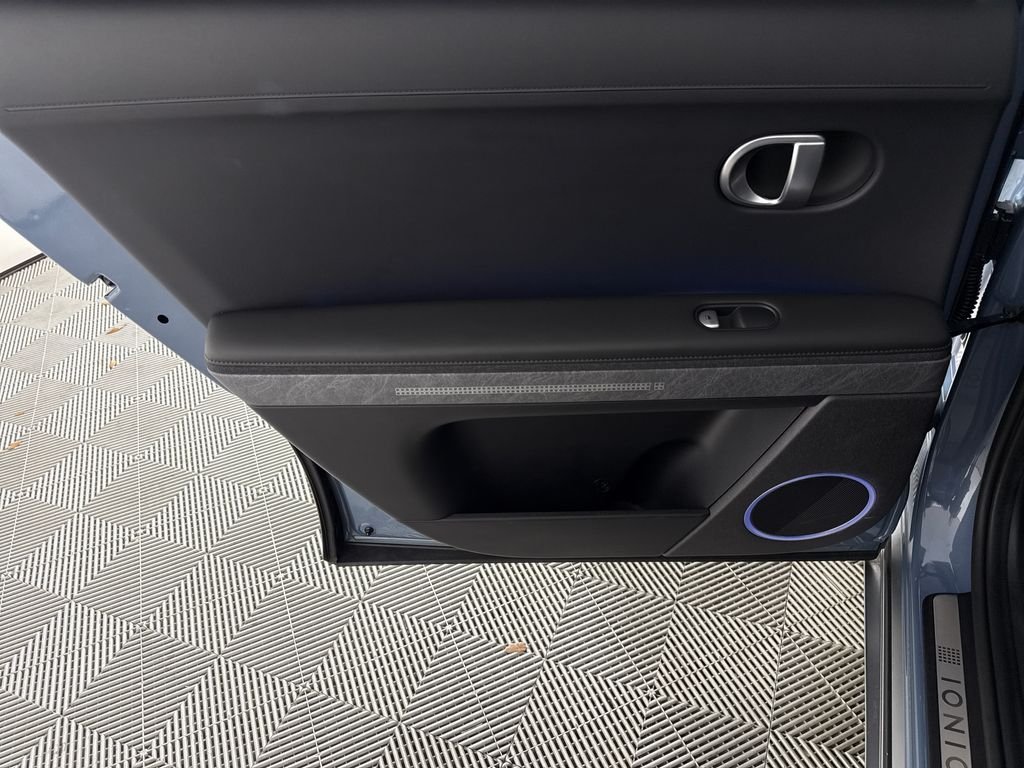 2022 Hyundai IONIQ 5 Limited - Photo 14