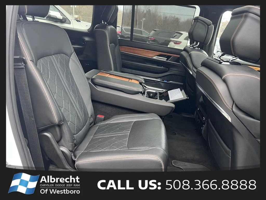 Used 2024 White Jeep Series III image 18