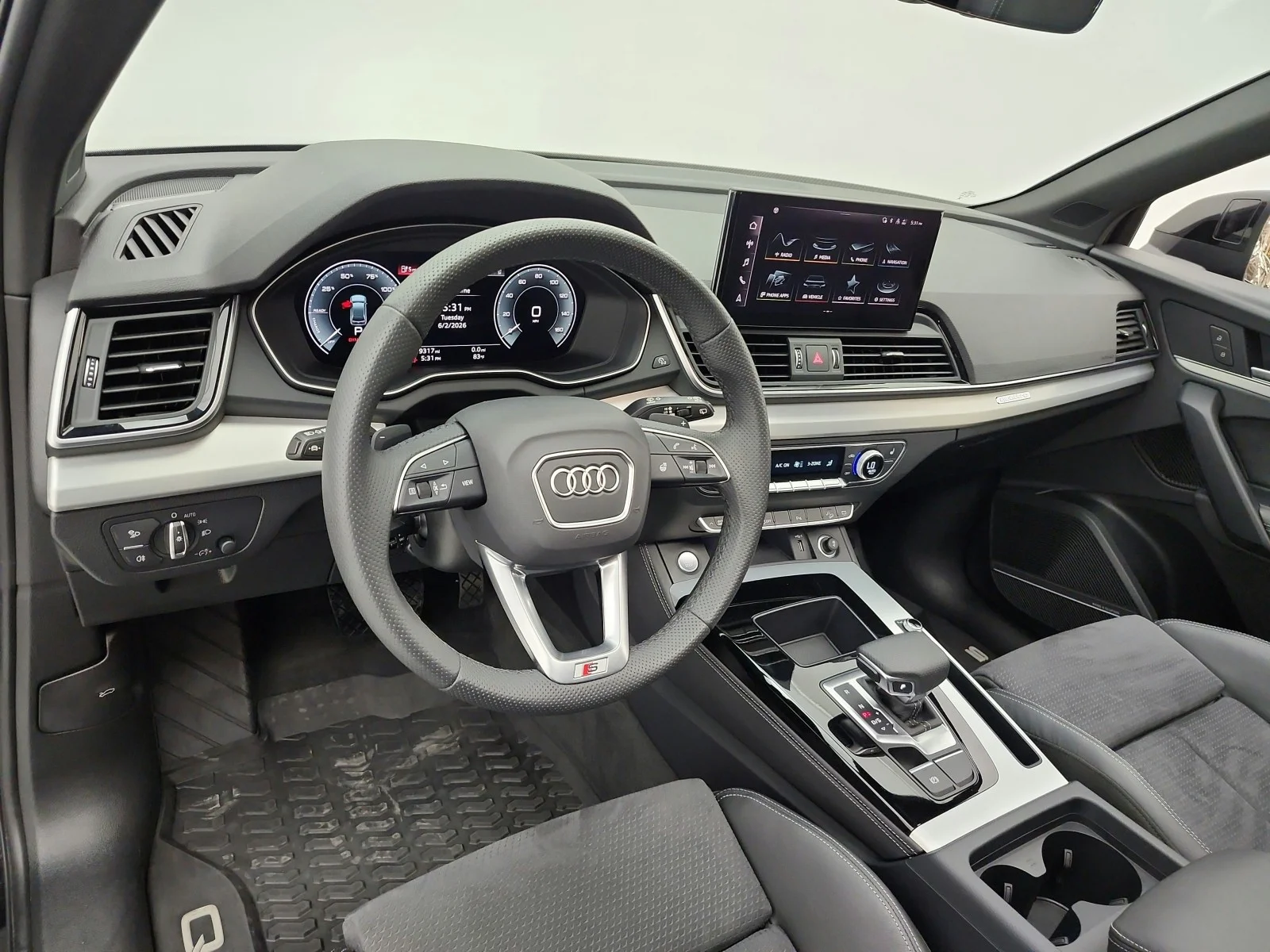 Used 2024 Mythos Black Metallic Audi S line Premium Plus 55 TFSI e quattro image 9